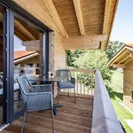 Alpesi faház Eigener Sauna Im Vital Camp *